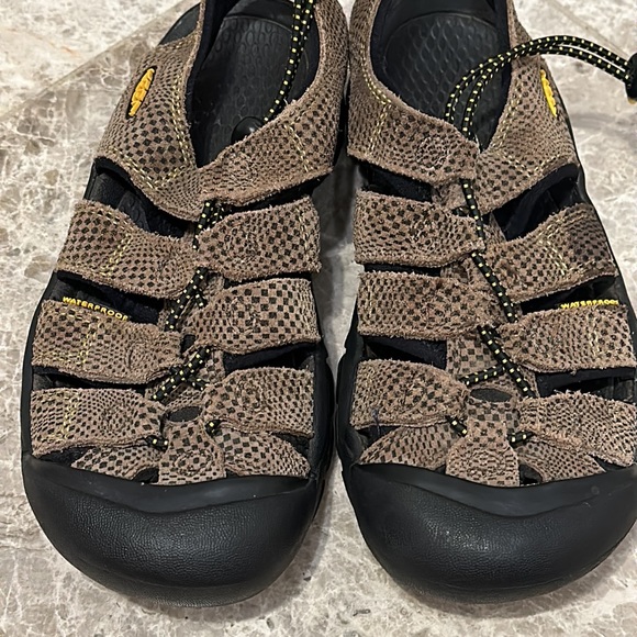 Keen Newport Sandals Brown Size 3 - Picture 9 of 11